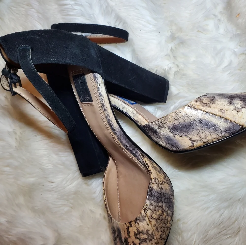 Ella moss snake women’s print/suede shoes size 9.5